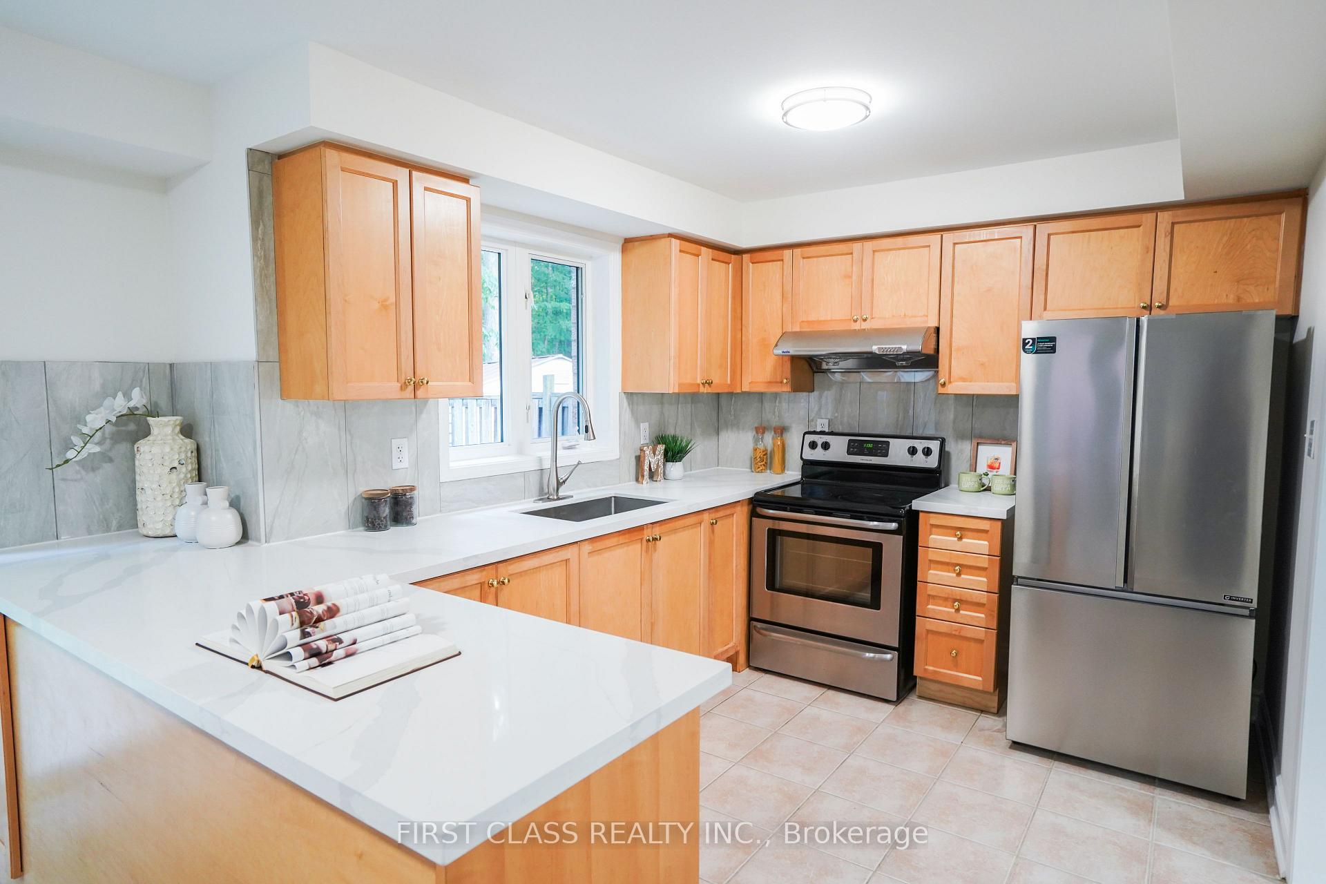 Photo 5 of 153 Shepton Way, Scarborough, Steeles — HOMEH