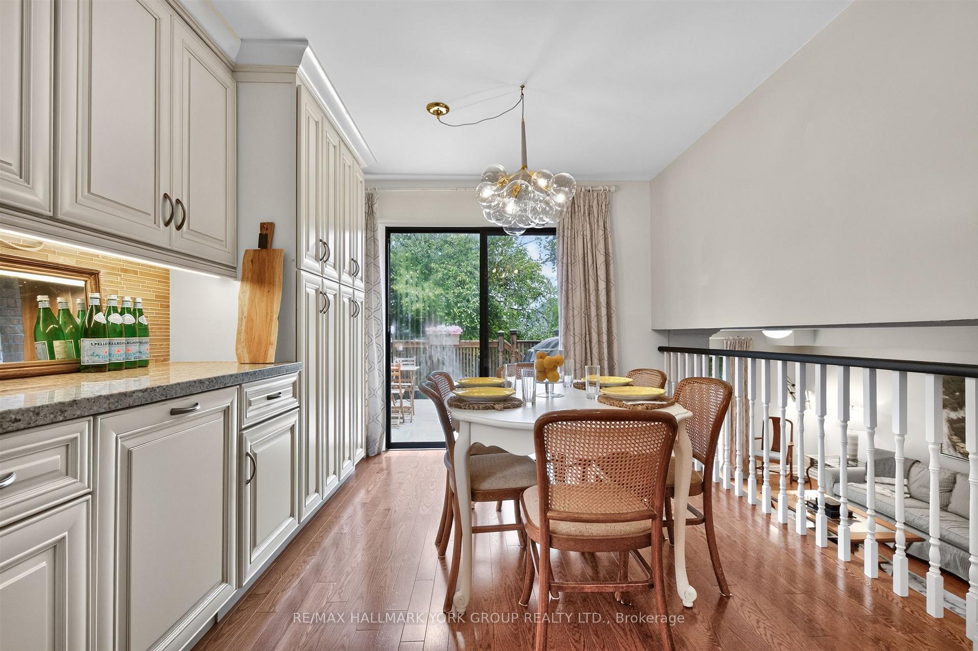 Photo 13 of 263 John Bowser Crescent, Newmarket, Glenway Estates — HOMEH