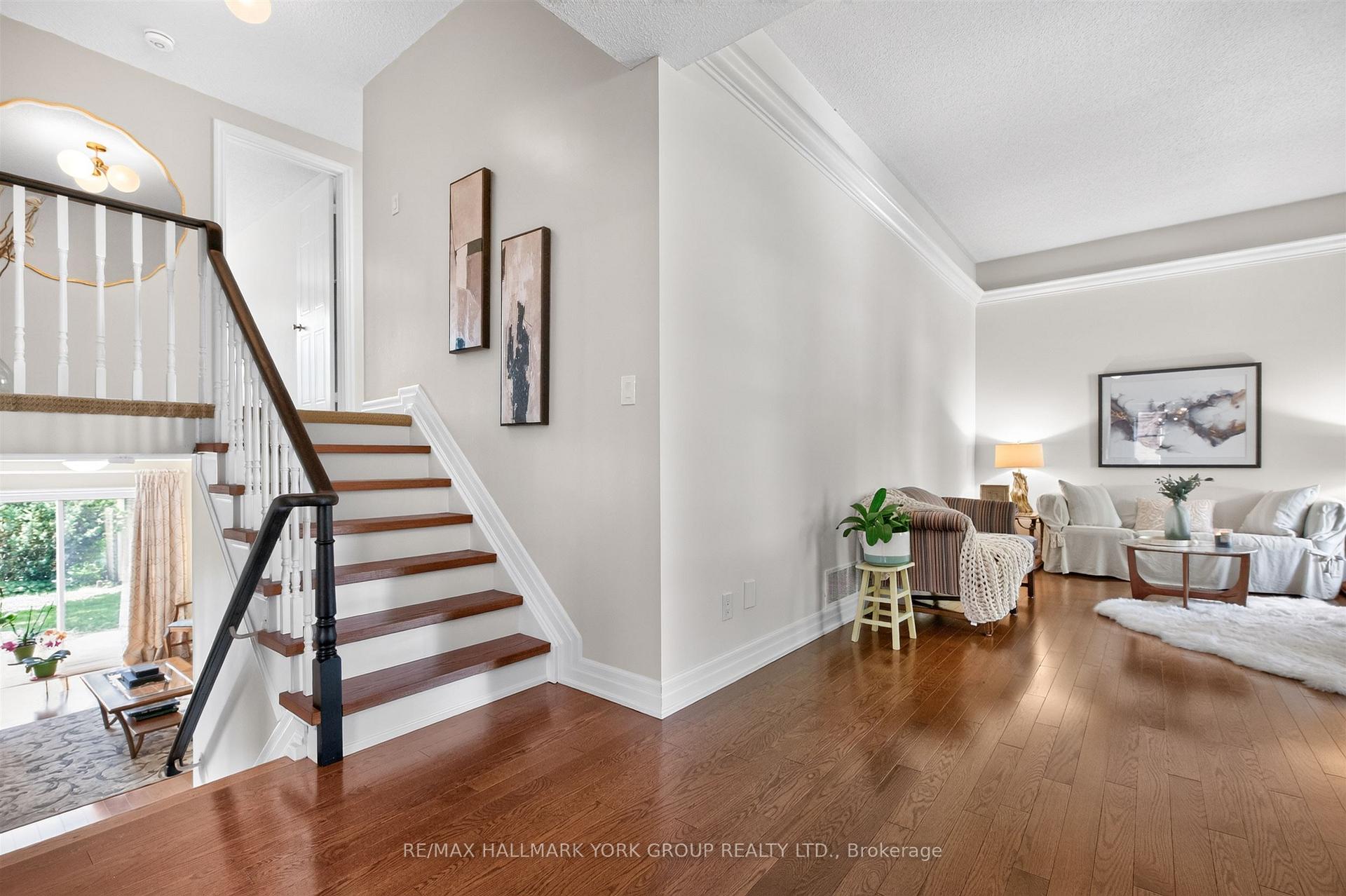 Photo 18 of 263 John Bowser Crescent, Newmarket, Glenway Estates — HOMEH