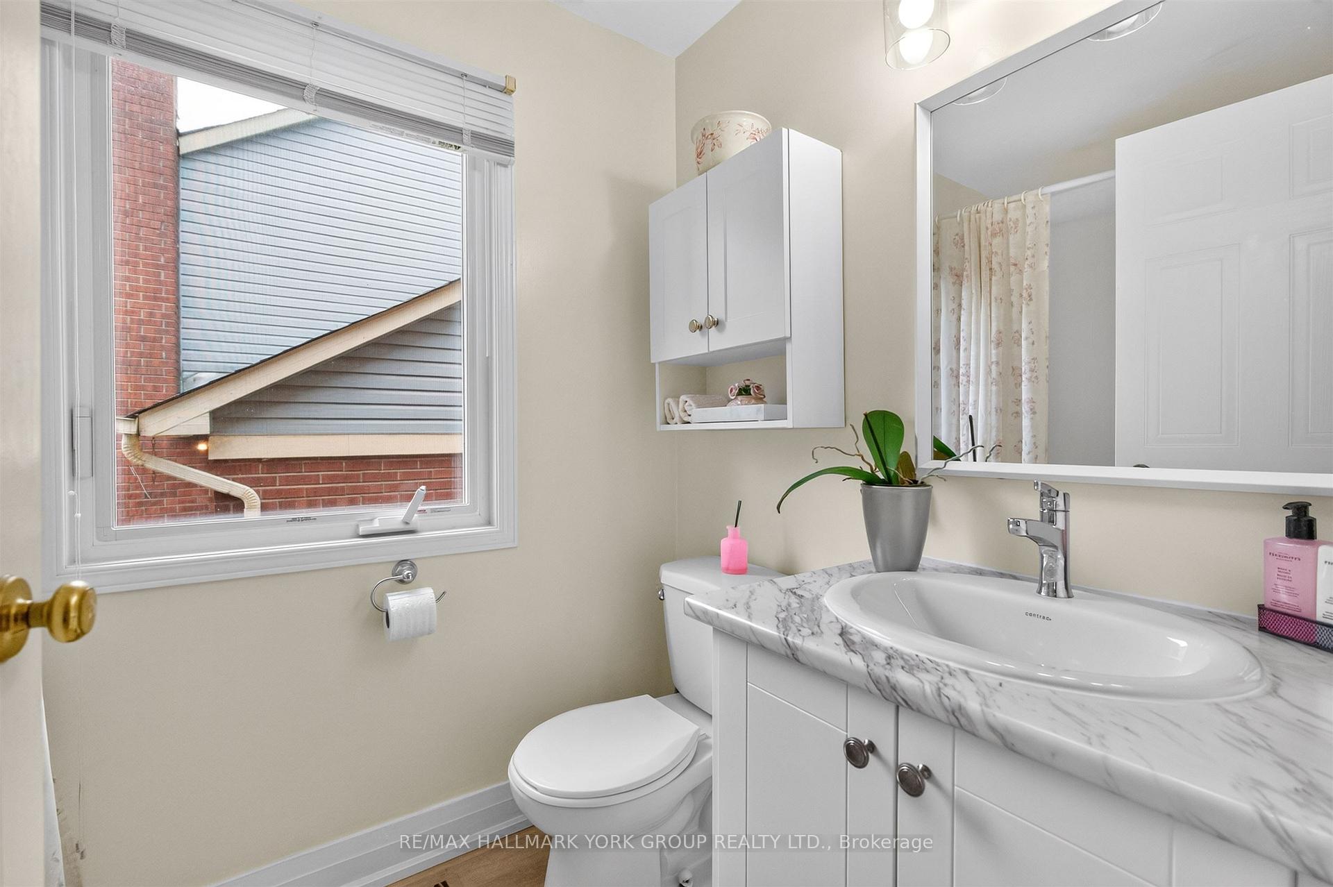 Photo 23 of 263 John Bowser Crescent, Newmarket, Glenway Estates — HOMEH
