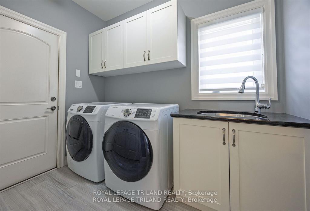 Photo 15 of 2349 Dauncey Crescent, London, North B — HOMEH