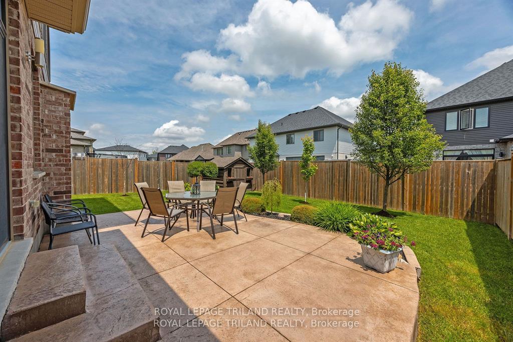 Photo 32 of 2349 Dauncey Crescent, London, North B — HOMEH