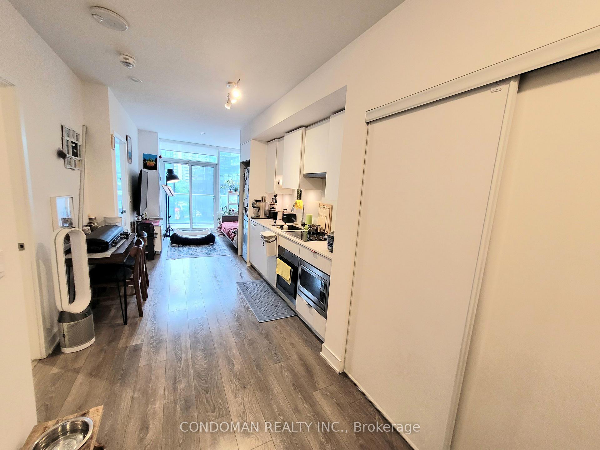 Photo 1 of Unit 501, 99 Broadway Avenue, Toronto, Mount Pleasant West — HOMEH