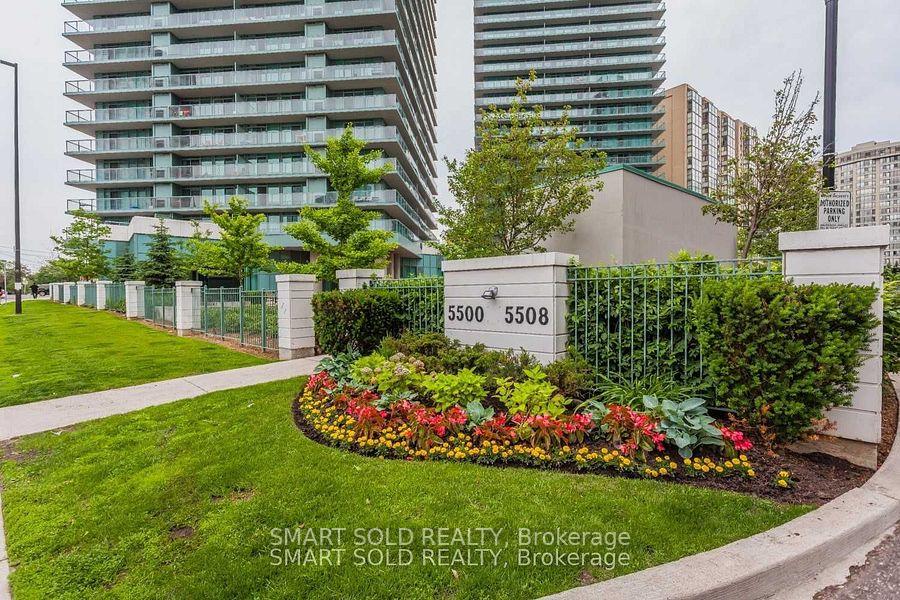 Front of Unit 706, 5508 Yonge Street