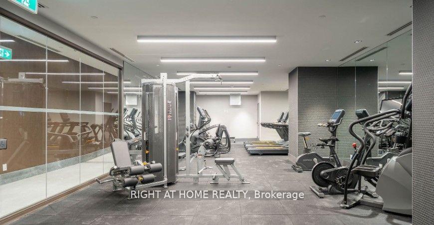 Photo 4 of Unit 906, 8 Widmer Street, Toronto, Waterfront Communities — HOMEH