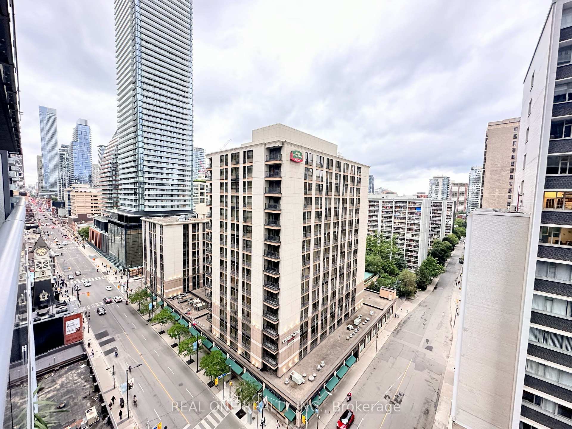 Photo 15 of Unit 1606, 7 Grenville Street, Toronto, Bay Street Corridor — HOMEH