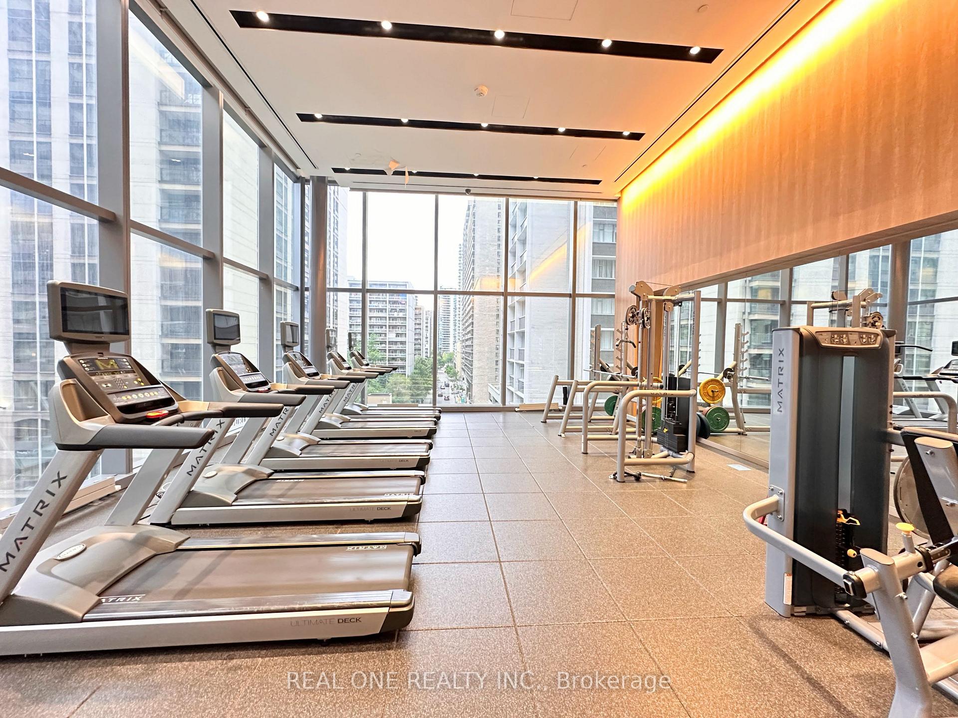 Photo 16 of Unit 1606, 7 Grenville Street, Toronto, Bay Street Corridor — HOMEH