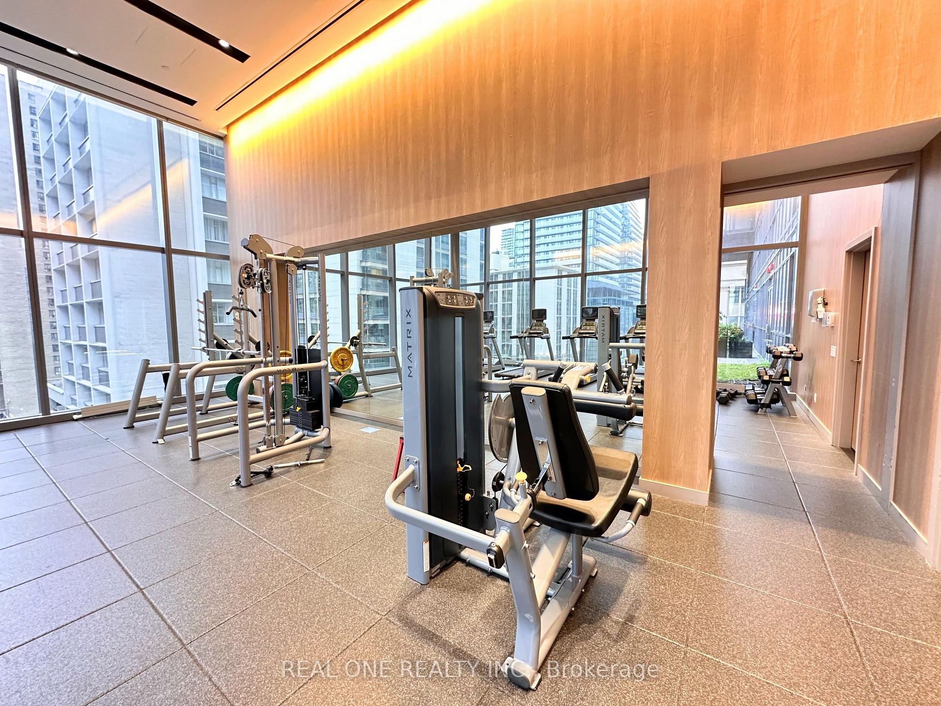 Photo 17 of Unit 1606, 7 Grenville Street, Toronto, Bay Street Corridor — HOMEH