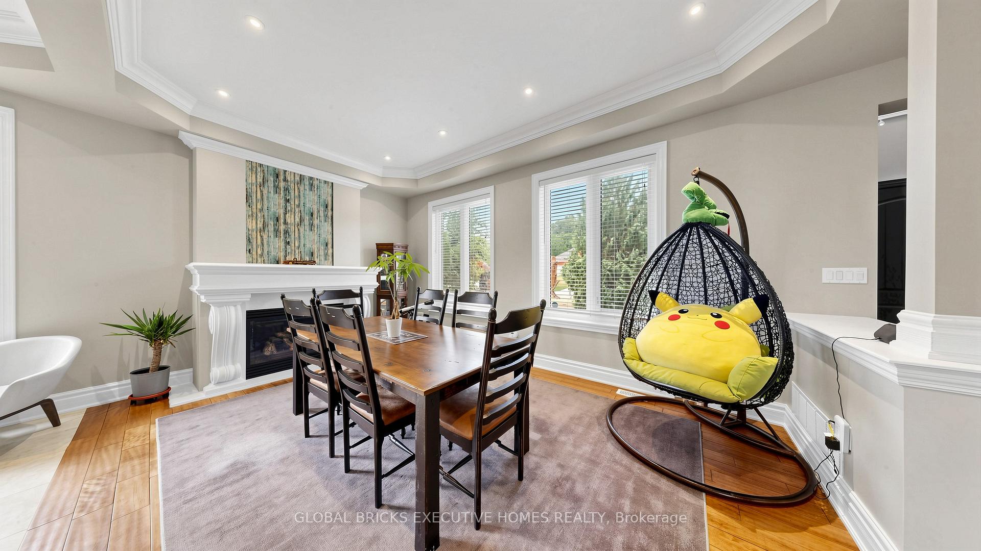 Photo 15 of 33 Ann Street, Halton Hills, Georgetown — HOMEH