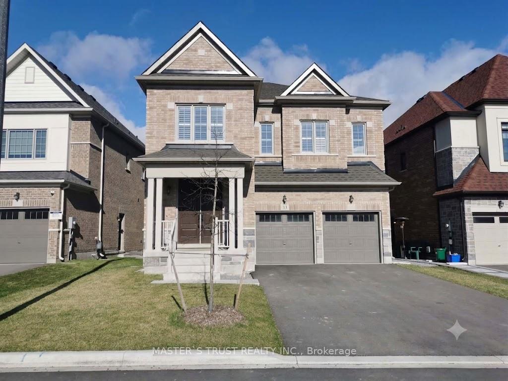Front of 33 Terrain Court