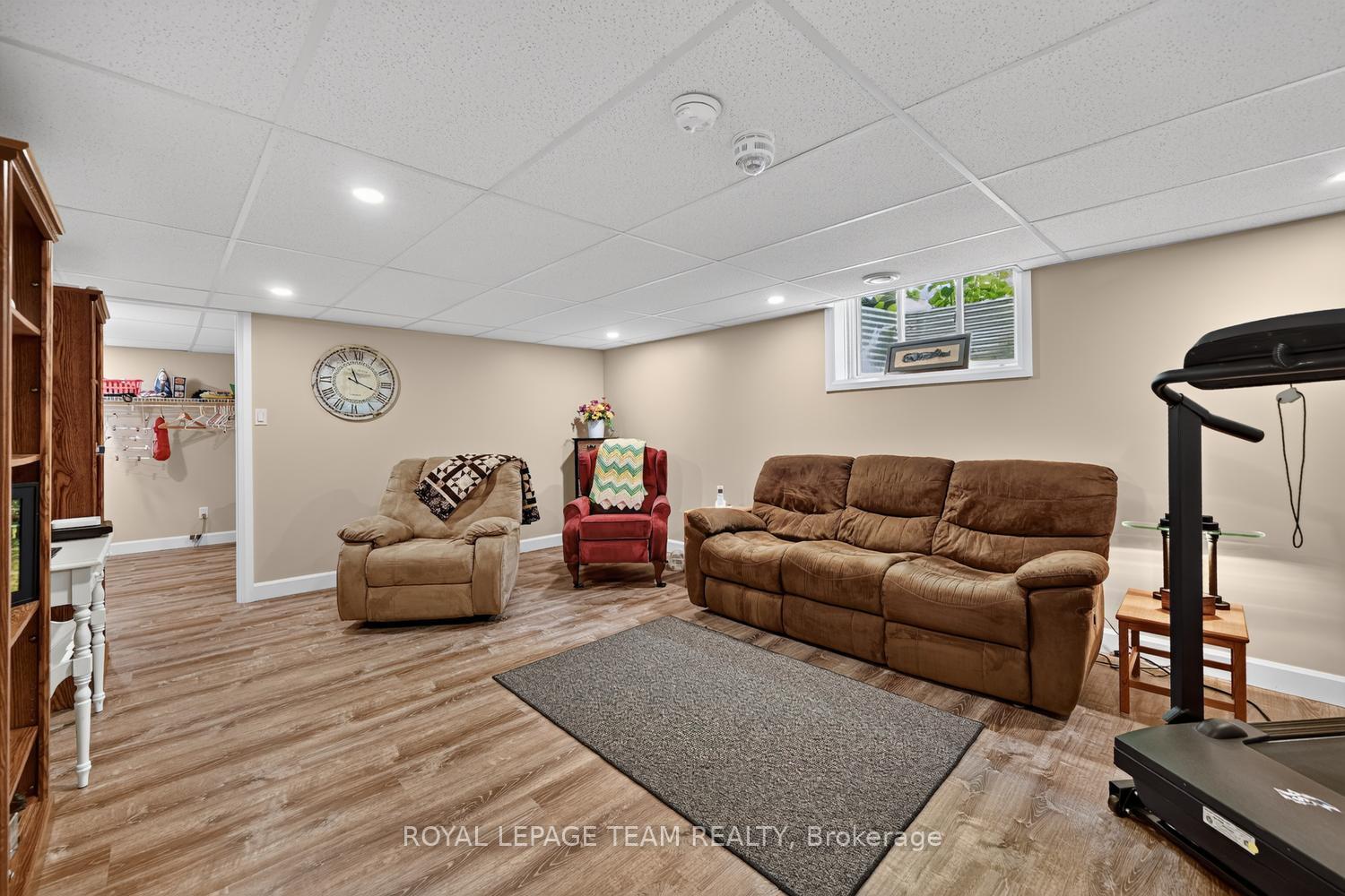 Photo 34 of 321 Fischl Drive, Prescott, Prescott — HOMEH