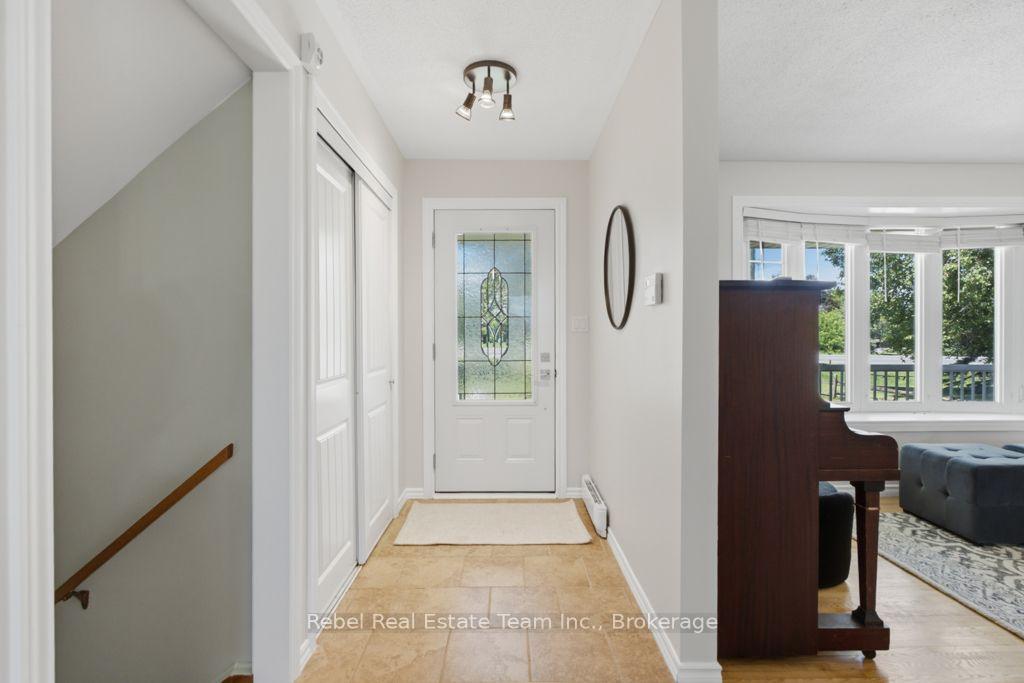 Photo 4 of 615 Hamilton Road, Quinte West, Sidney Ward — HOMEH