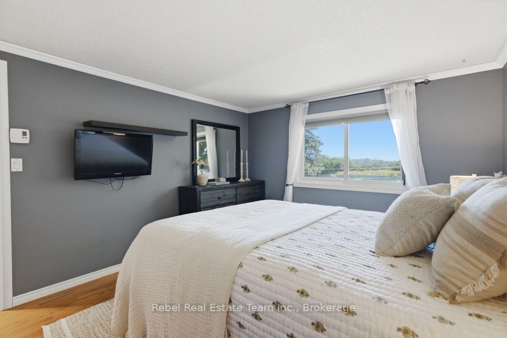 Photo 20 of 615 Hamilton Road, Quinte West, Sidney Ward — HOMEH