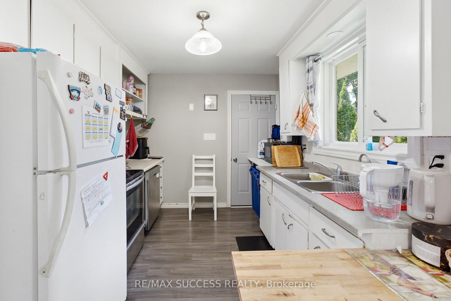 Photo 14 of 97 Blythwood Road, Waterloo, Lakeshore Village — HOMEH