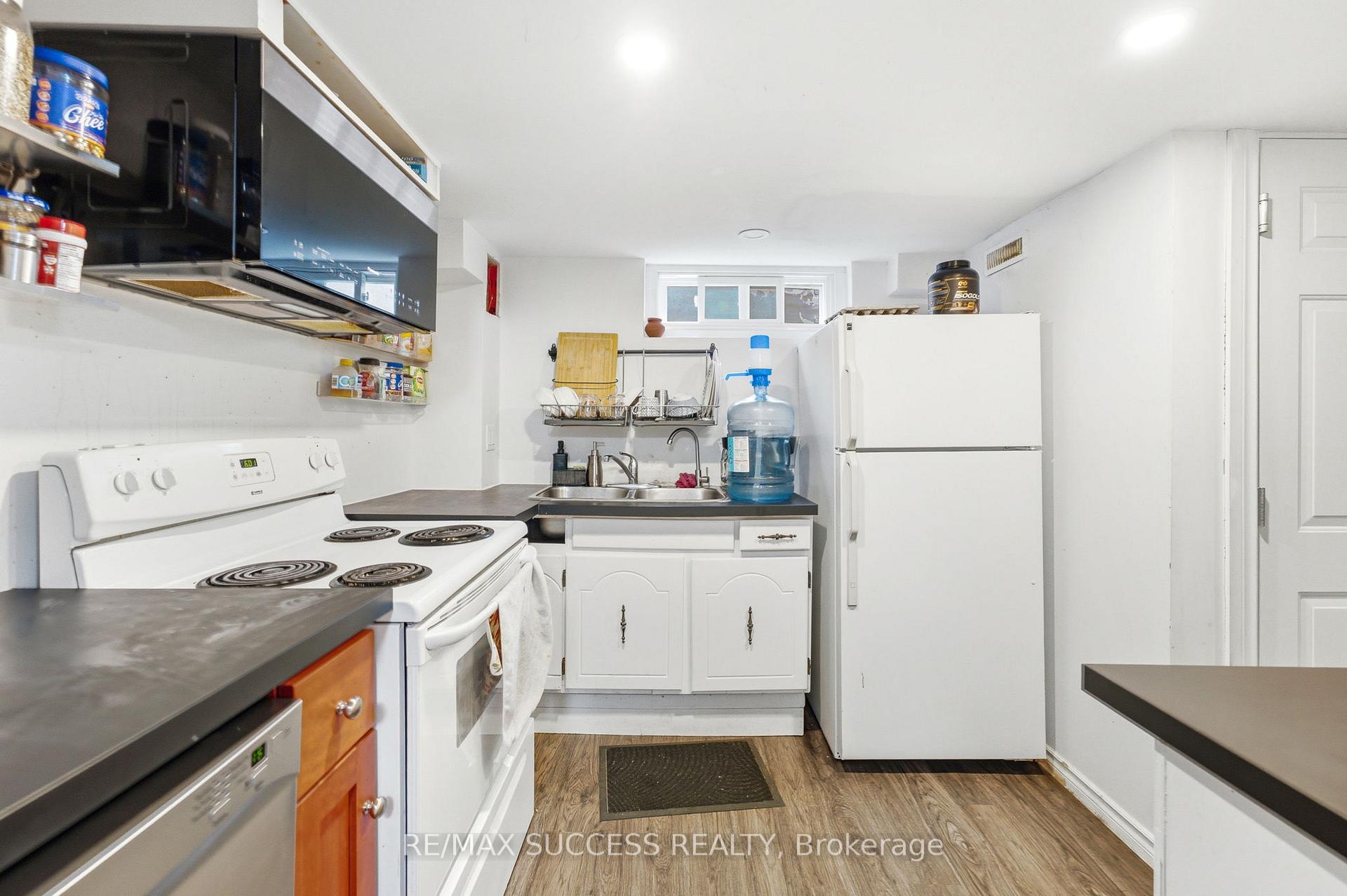 Photo 36 of 97 Blythwood Road, Waterloo, Lakeshore Village — HOMEH