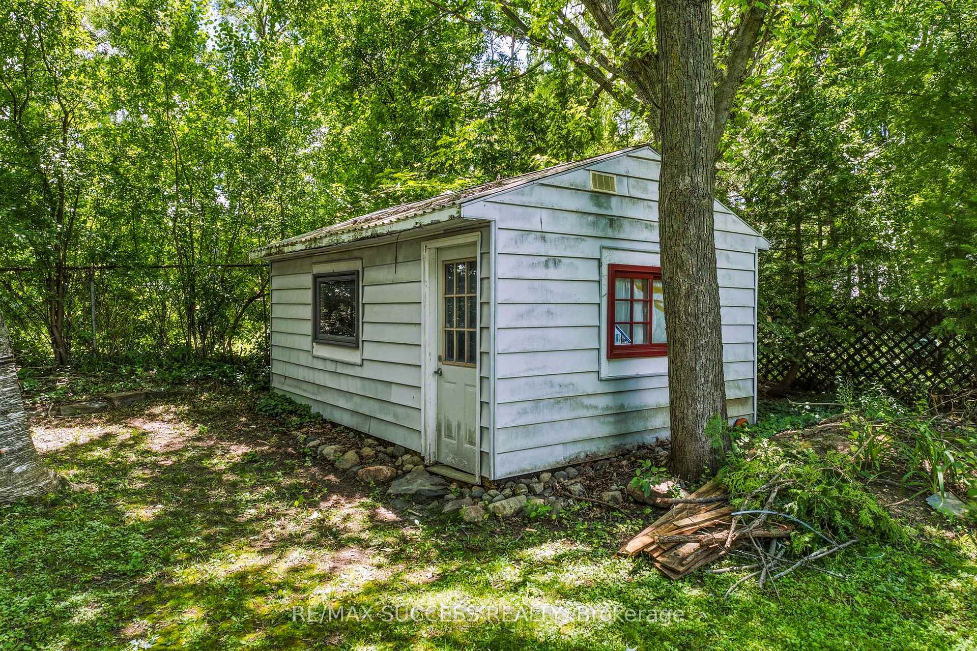 Photo 42 of 97 Blythwood Road, Waterloo, Lakeshore Village — HOMEH