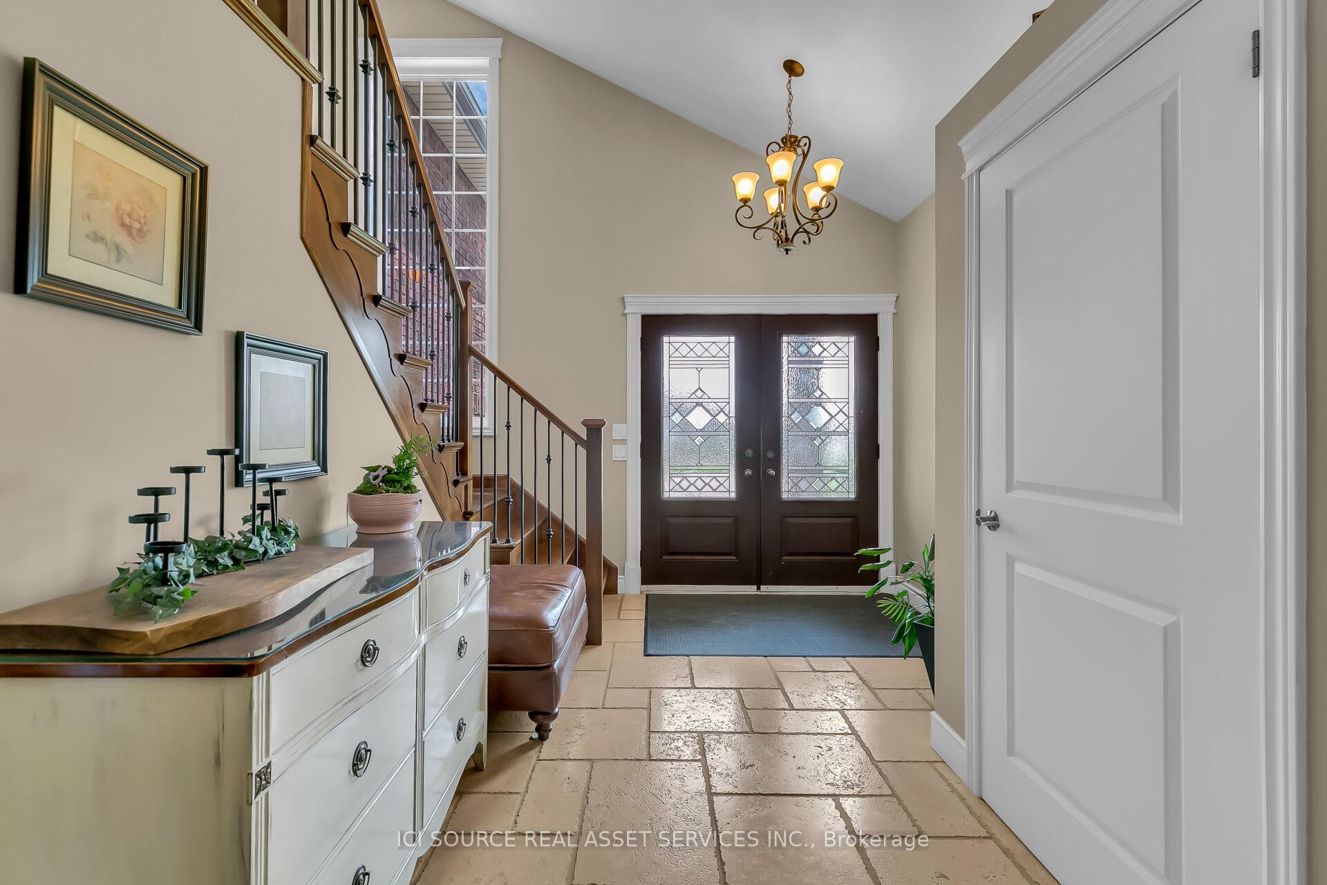 Photo 7 of 1378 Traditional Trail, Lakeshore — HOMEH
