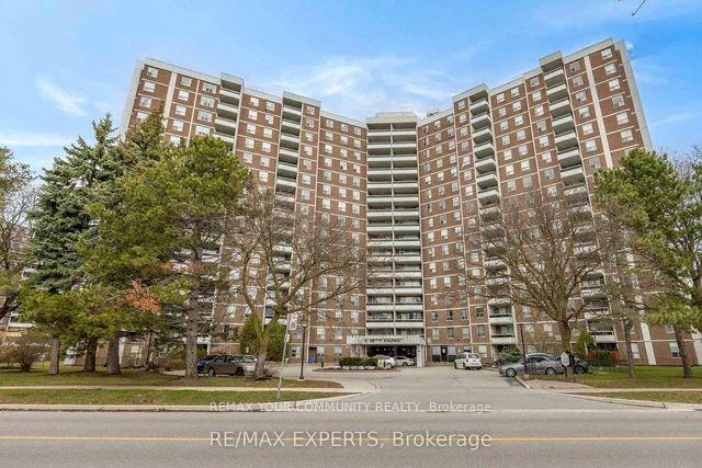Front of Unit 1606, 5 Shady Golfway