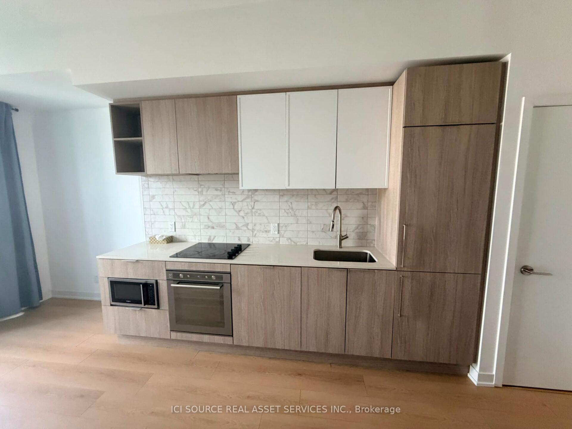 Photo 7 of Unit 732, 2020 Bathurst Street, Toronto, Humewood-Cedarvale — HOMEH