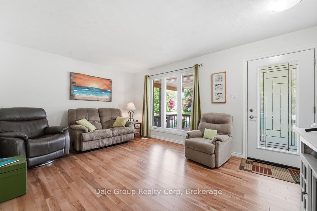 Photo 8 of 316 Krohmer Drive, Goderich, Goderich (Town) — HOMEH
