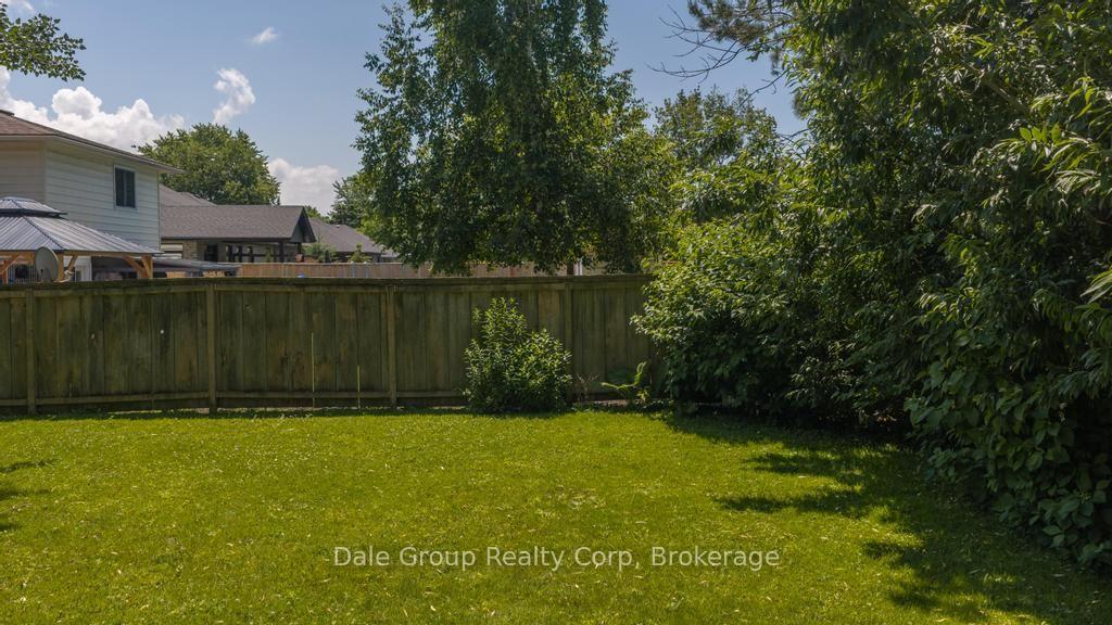 Photo 36 of 316 Krohmer Drive, Goderich, Goderich (Town) — HOMEH