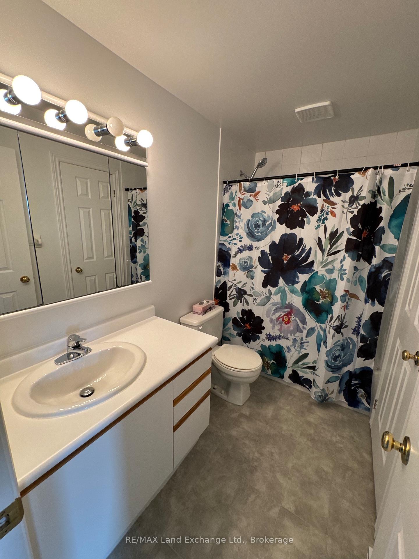 Photo 7 of Unit 31, 31 Philip Place, Kincardine — HOMEH
