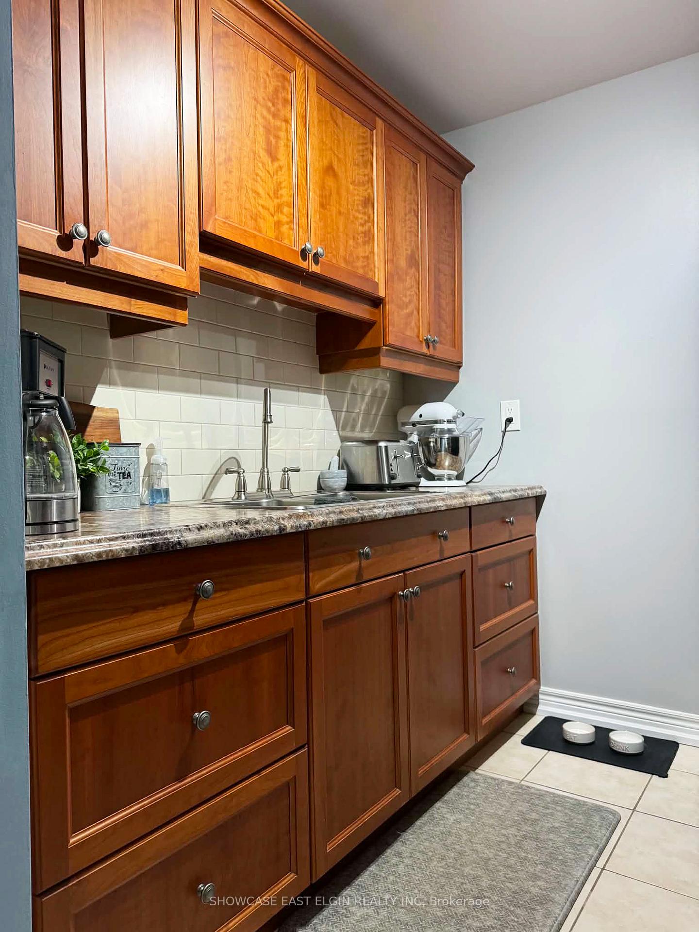 Photo 9 of Unit 201, 91 Spruce Street W, Aylmer — HOMEH