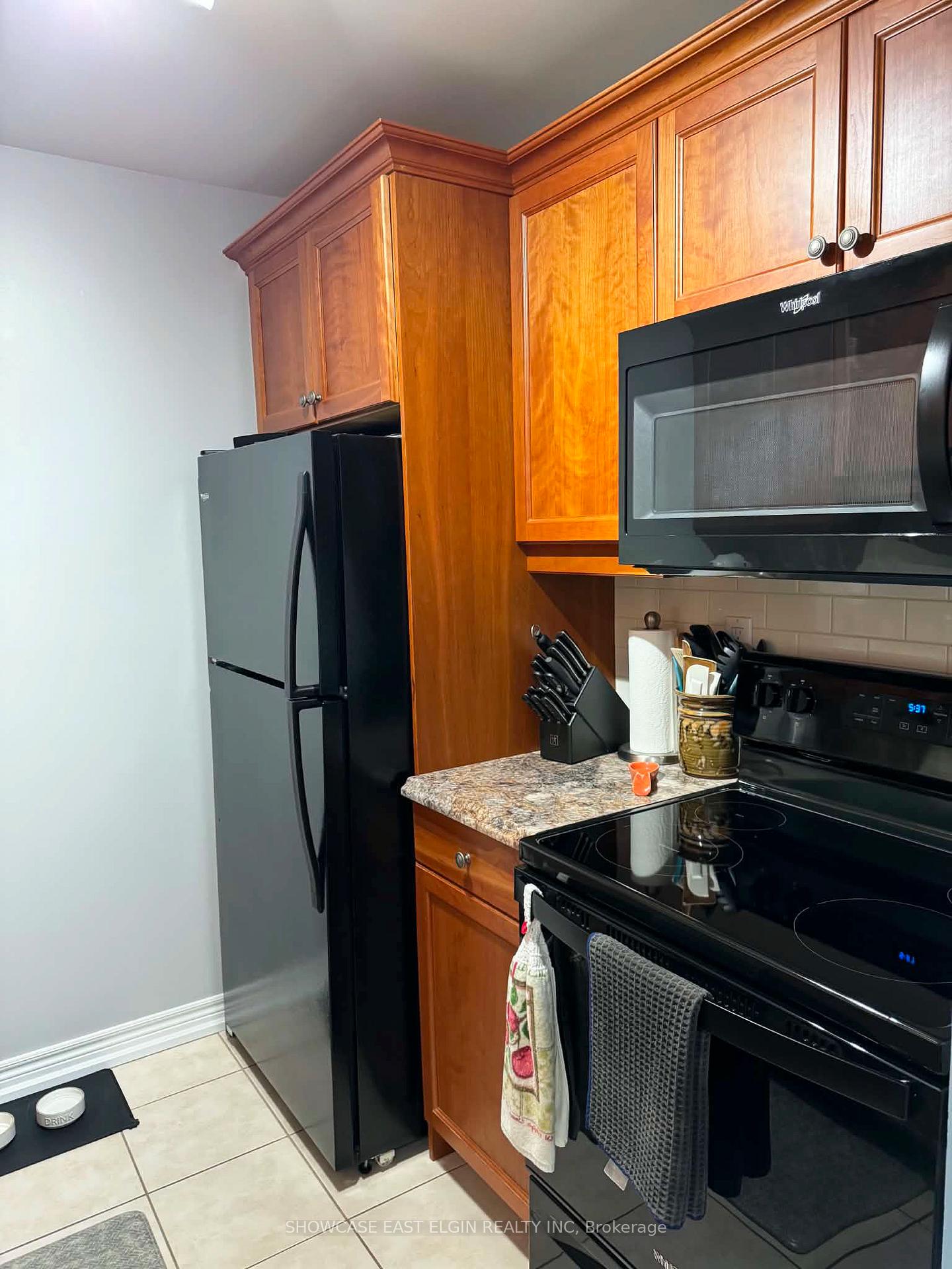 Photo 10 of Unit 201, 91 Spruce Street W, Aylmer — HOMEH