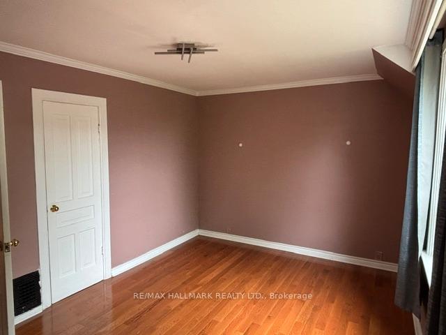 Photo 5 of Unit Upper, 33 Salem Avenue, Toronto, Dovercourt-Wallace Emerson-Junction — HOMEH