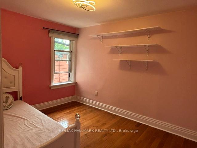Photo 8 of Unit Upper, 33 Salem Avenue, Toronto, Dovercourt-Wallace Emerson-Junction — HOMEH