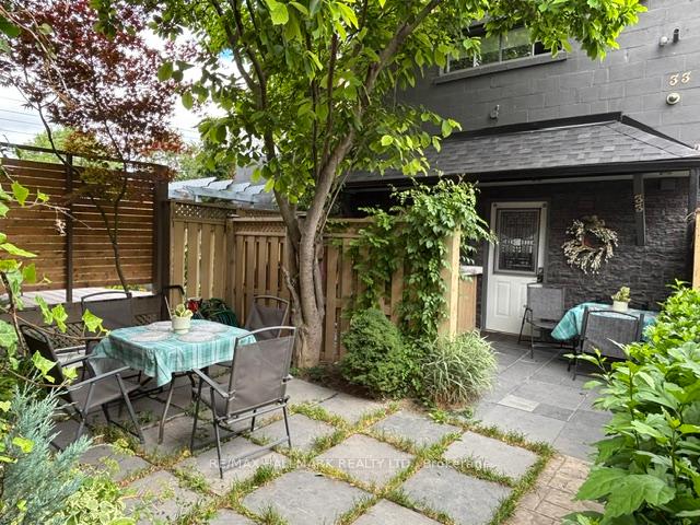 Photo 19 of Unit Upper, 33 Salem Avenue, Toronto, Dovercourt-Wallace Emerson-Junction — HOMEH