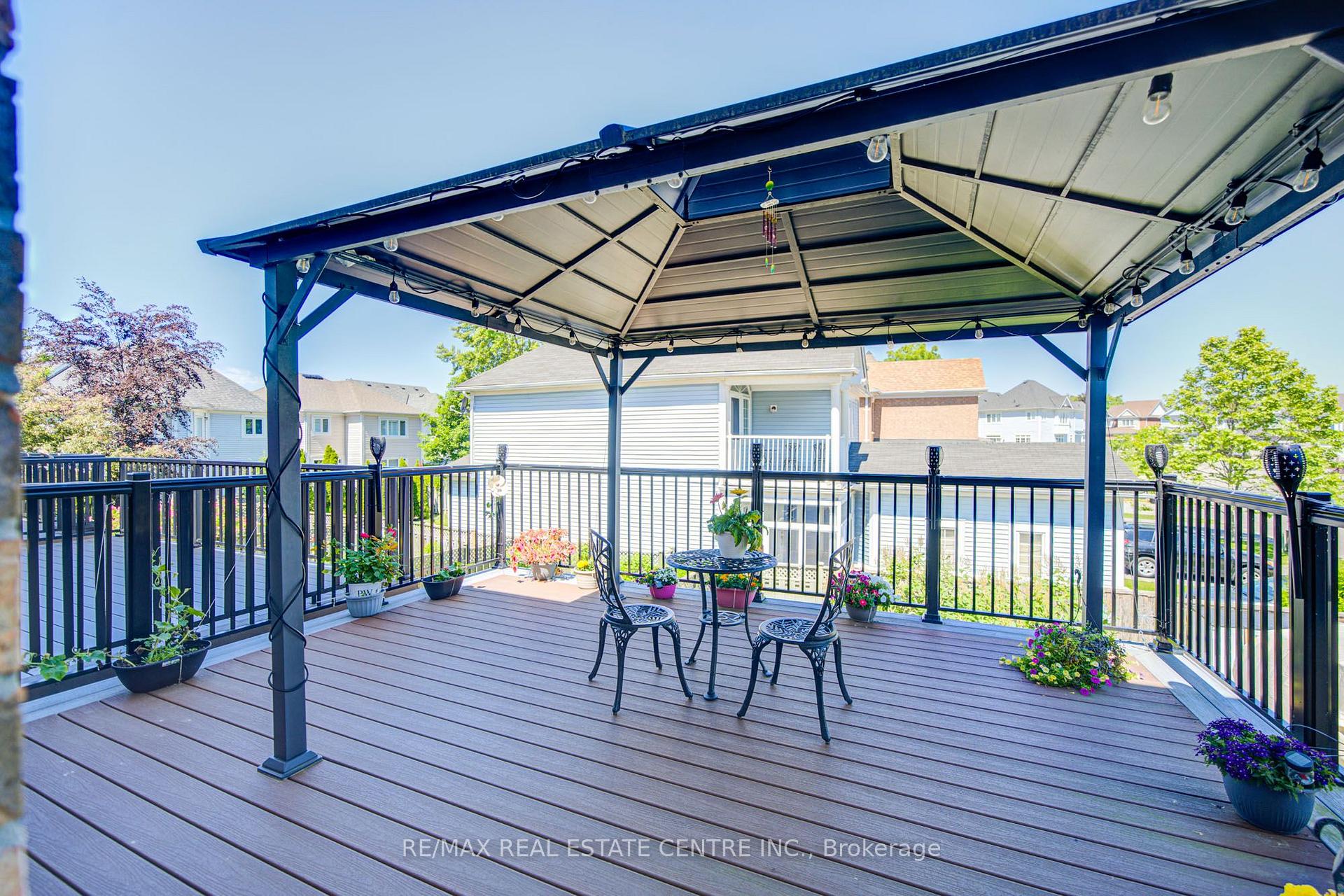 Photo 26 of 22 Lakeridge Drive, Scarborough, Centennial Scarborough — HOMEH