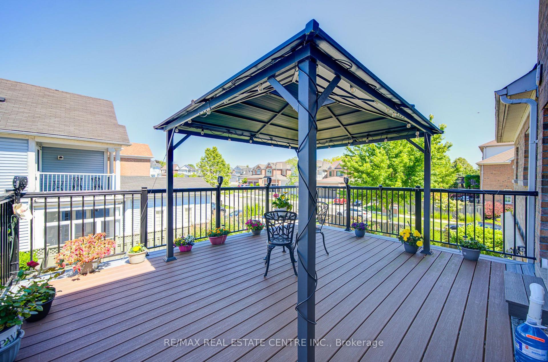 Photo 27 of 22 Lakeridge Drive, Scarborough, Centennial Scarborough — HOMEH