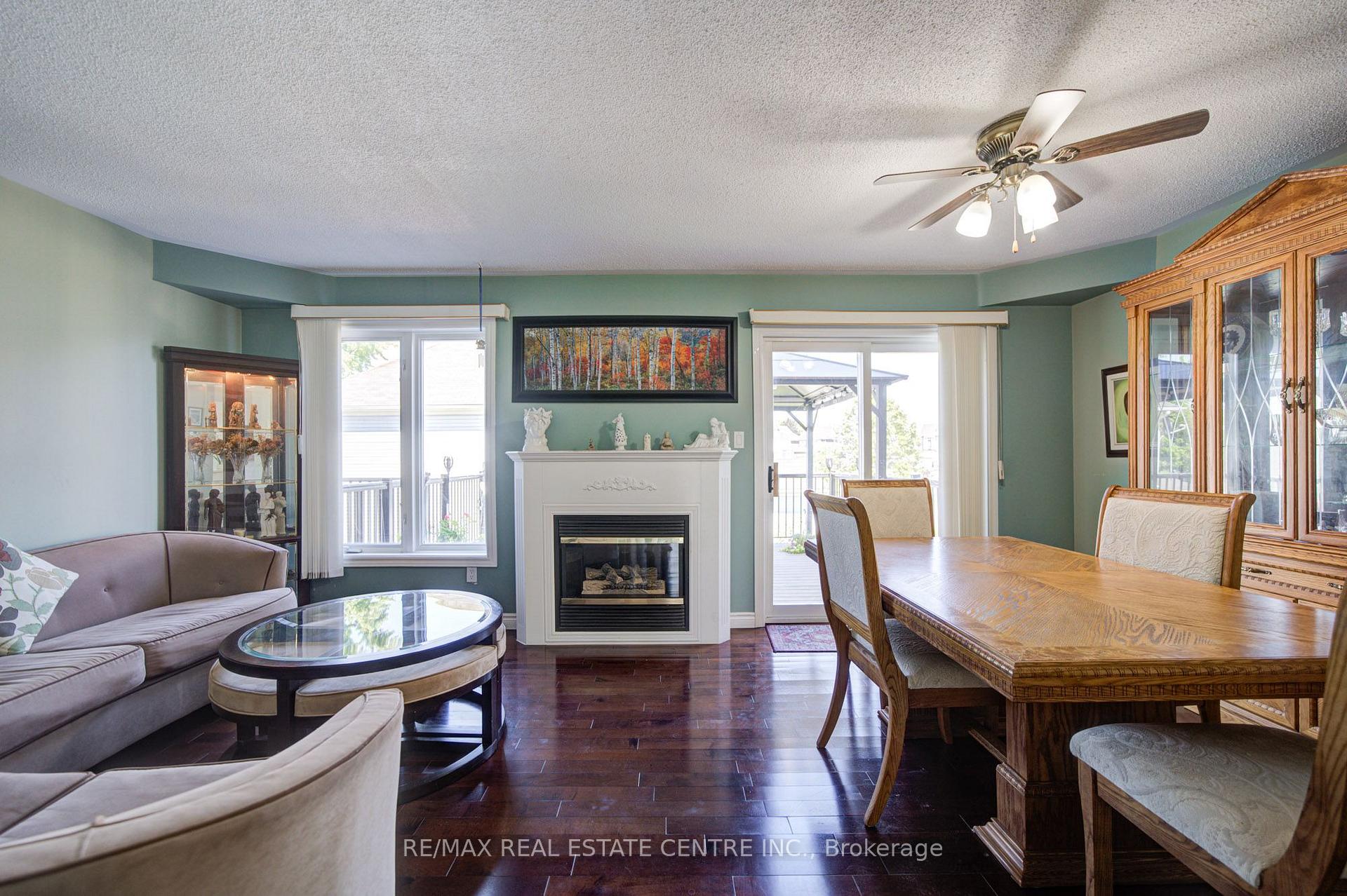 Photo 28 of 22 Lakeridge Drive, Scarborough, Centennial Scarborough — HOMEH