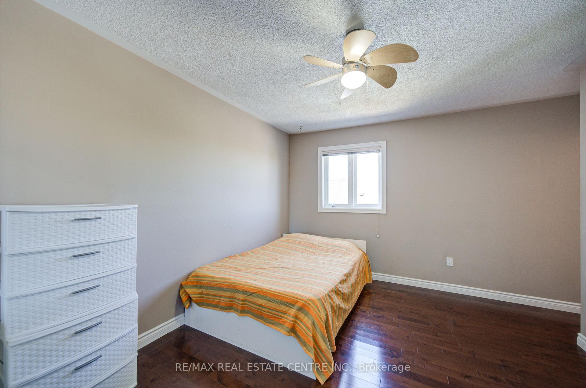 Photo 35 of 22 Lakeridge Drive, Scarborough, Centennial Scarborough — HOMEH