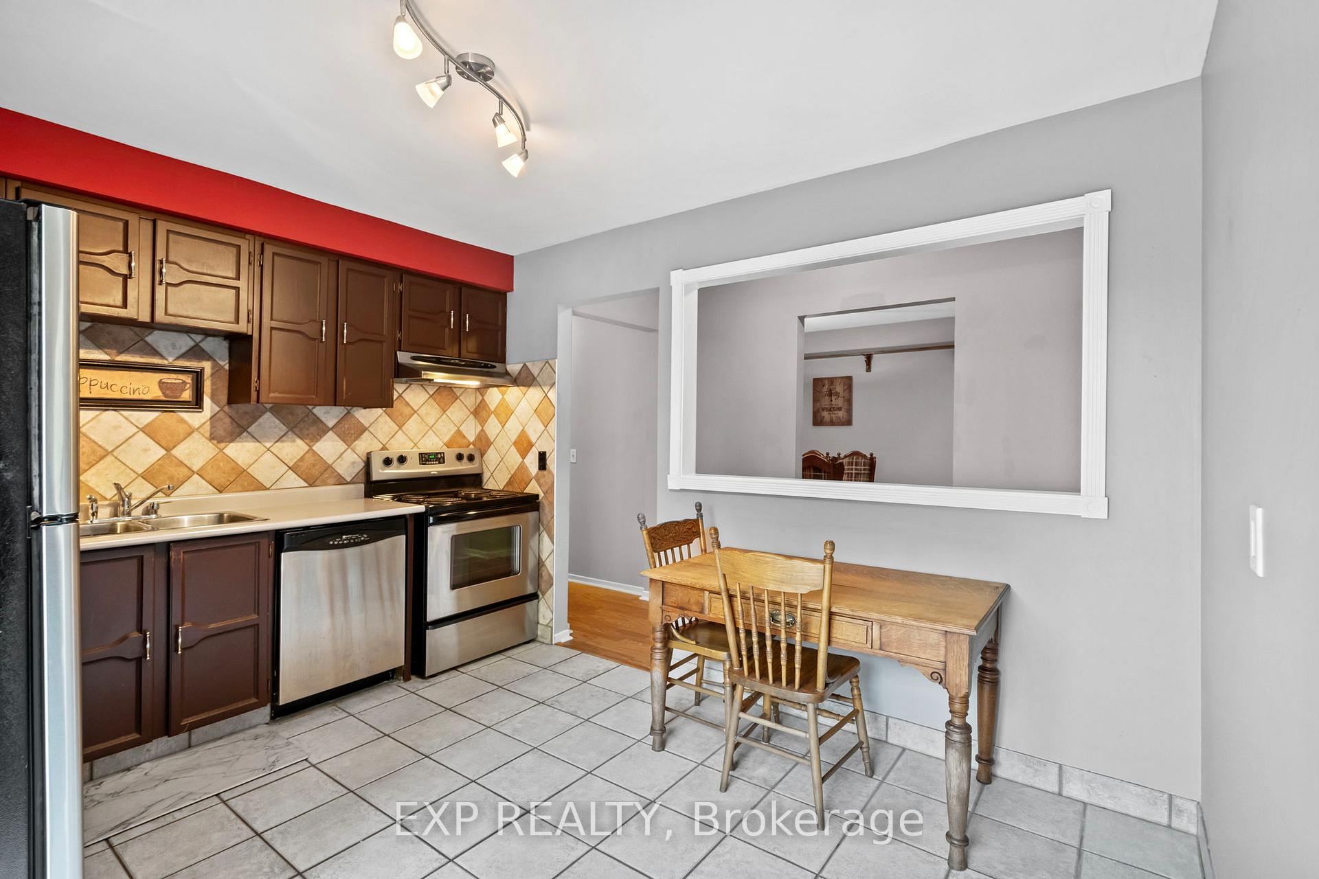 Photo 6 of 97 Mercer Crescent, Markham, Raymerville — HOMEH
