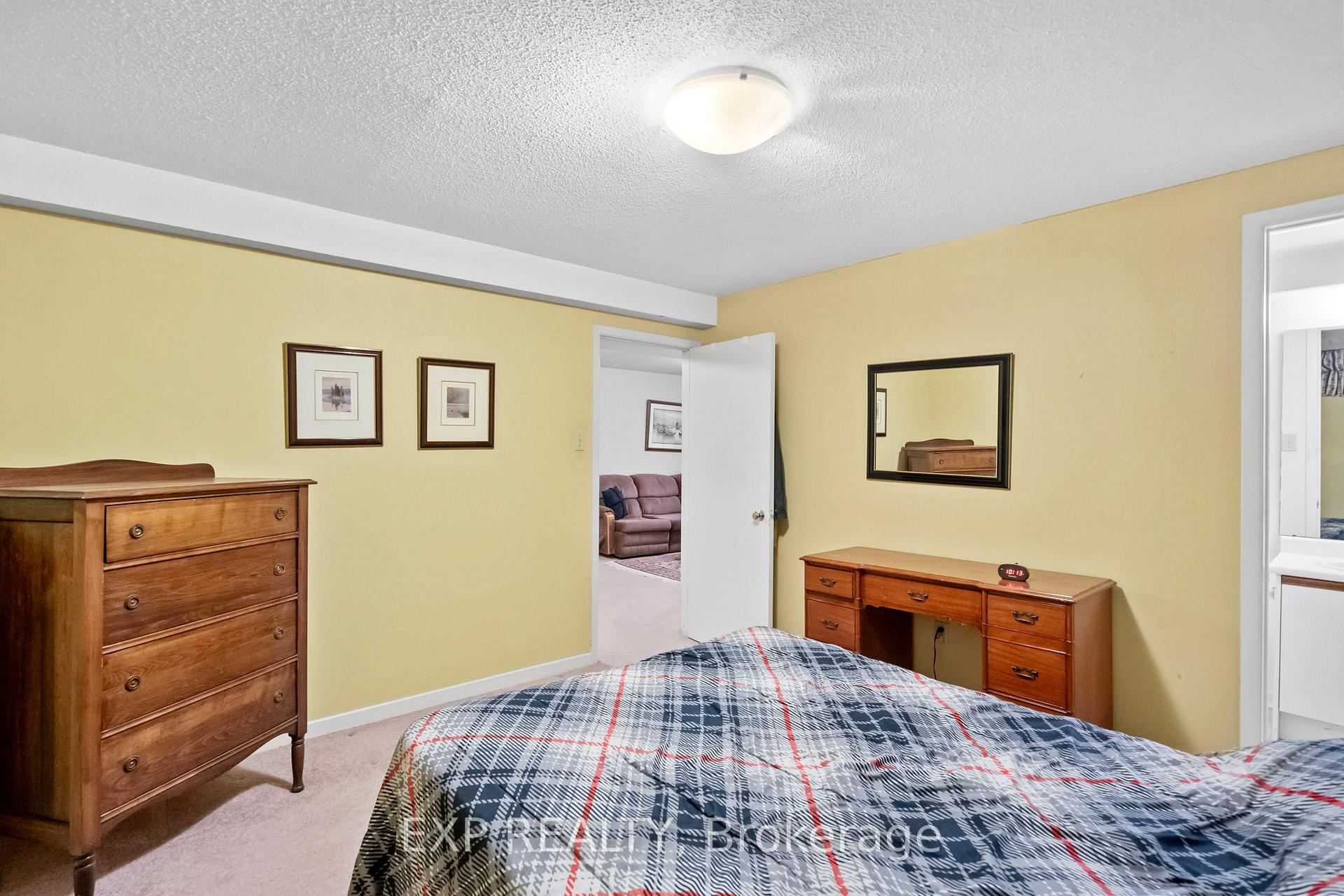 Photo 21 of 97 Mercer Crescent, Markham, Raymerville — HOMEH