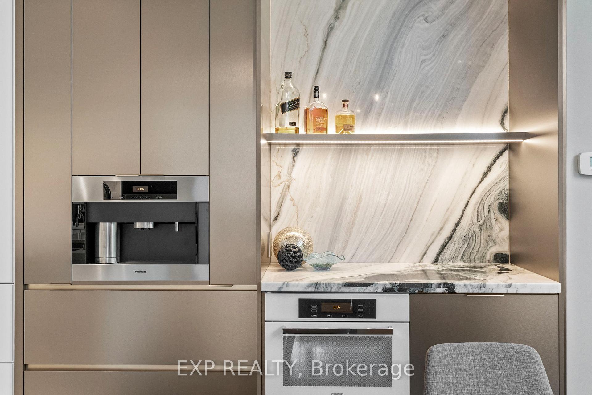Photo 13 of Unit 203, 9 Stollery Pond Crescent, Markham, Devil's Elbow — HOMEH