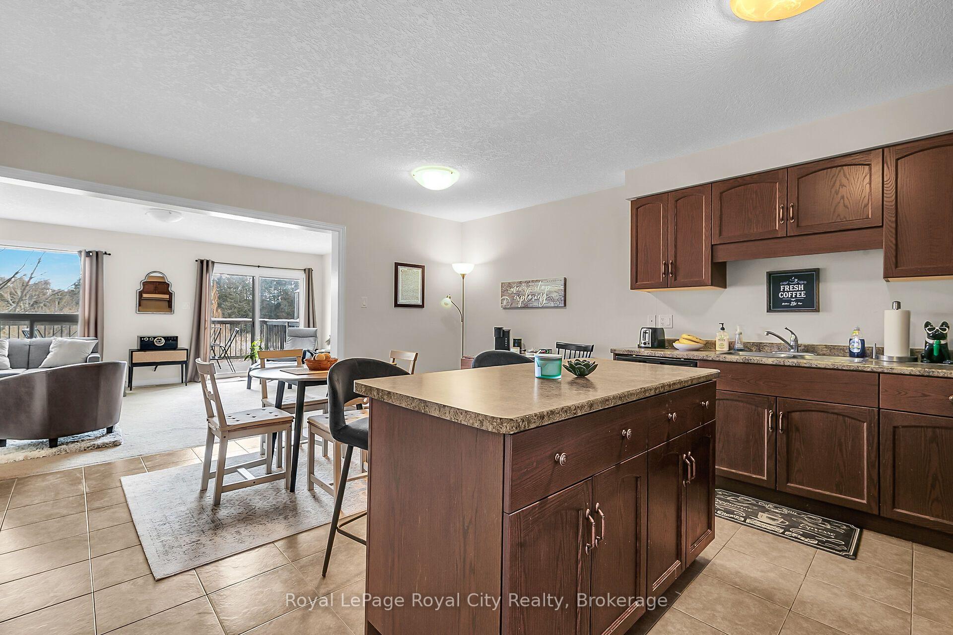 Photo 12 of Unit 9, 355 Macalister Boulevard, Guelph, Kortright East — HOMEH