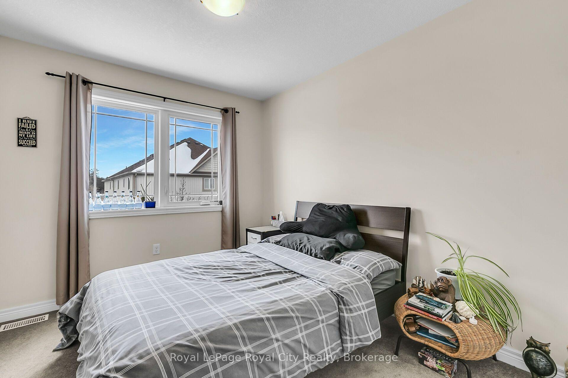 Photo 16 of Unit 9, 355 Macalister Boulevard, Guelph, Kortright East — HOMEH