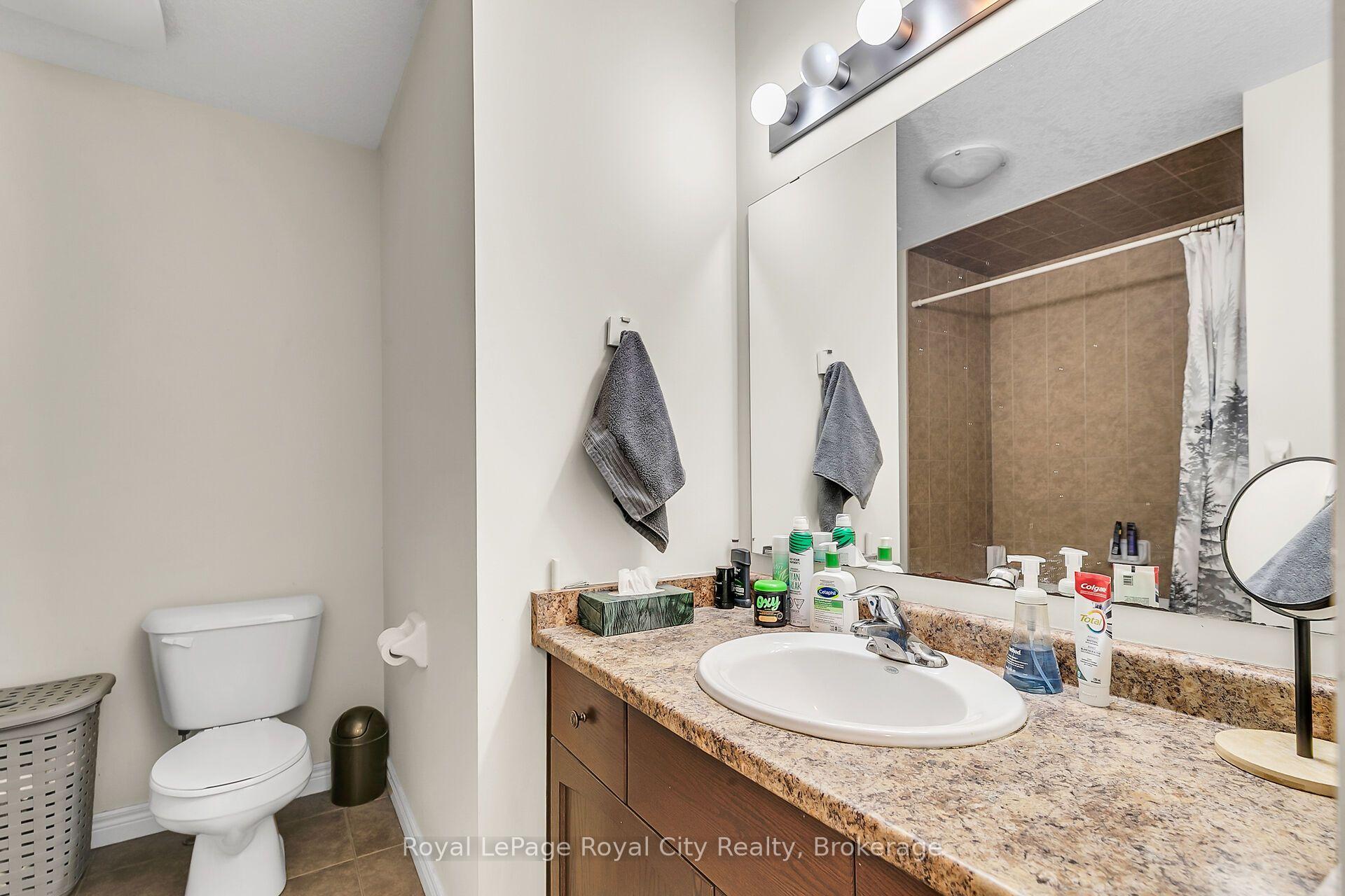Photo 18 of Unit 9, 355 Macalister Boulevard, Guelph, Kortright East — HOMEH