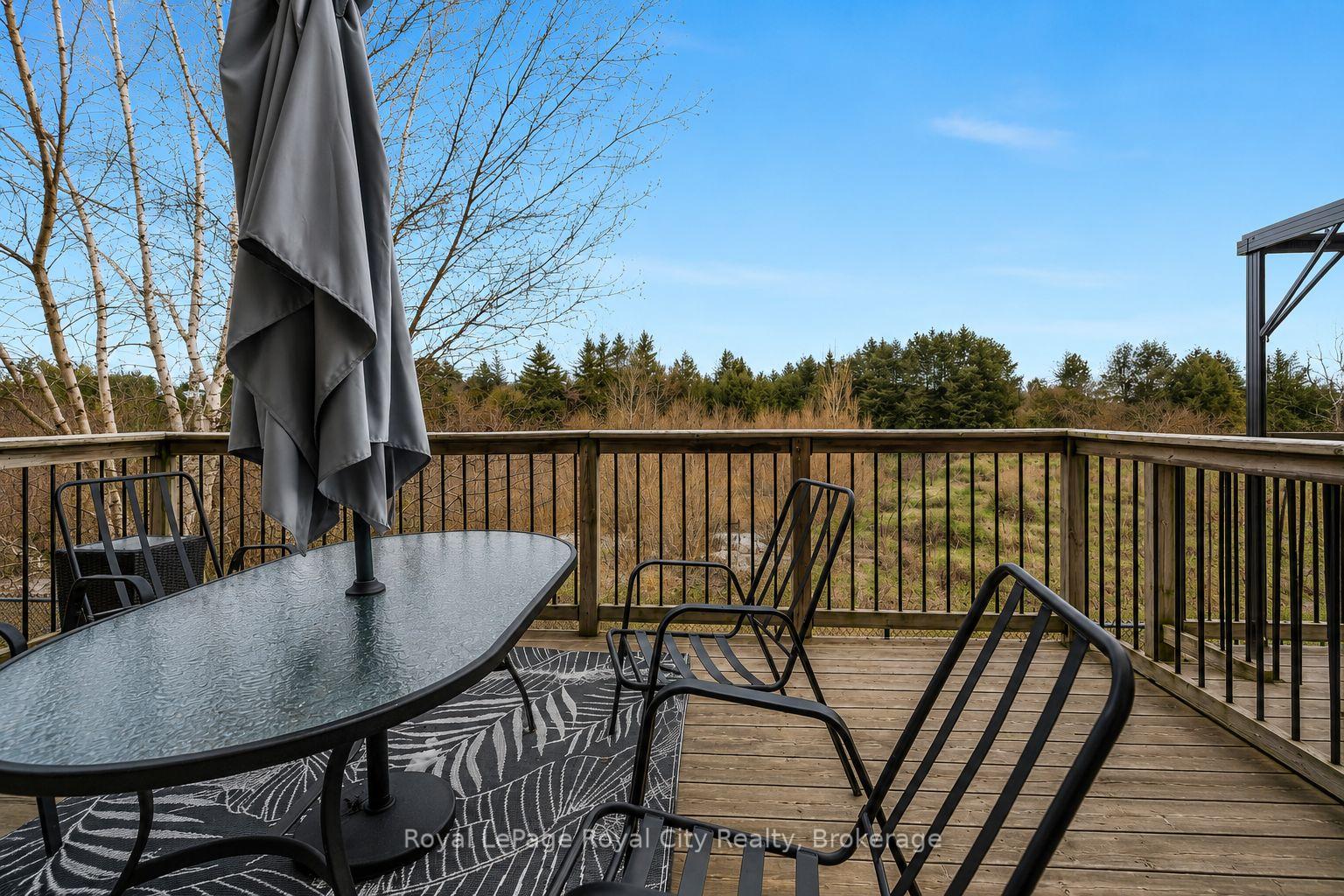 Photo 22 of Unit 9, 355 Macalister Boulevard, Guelph, Kortright East — HOMEH