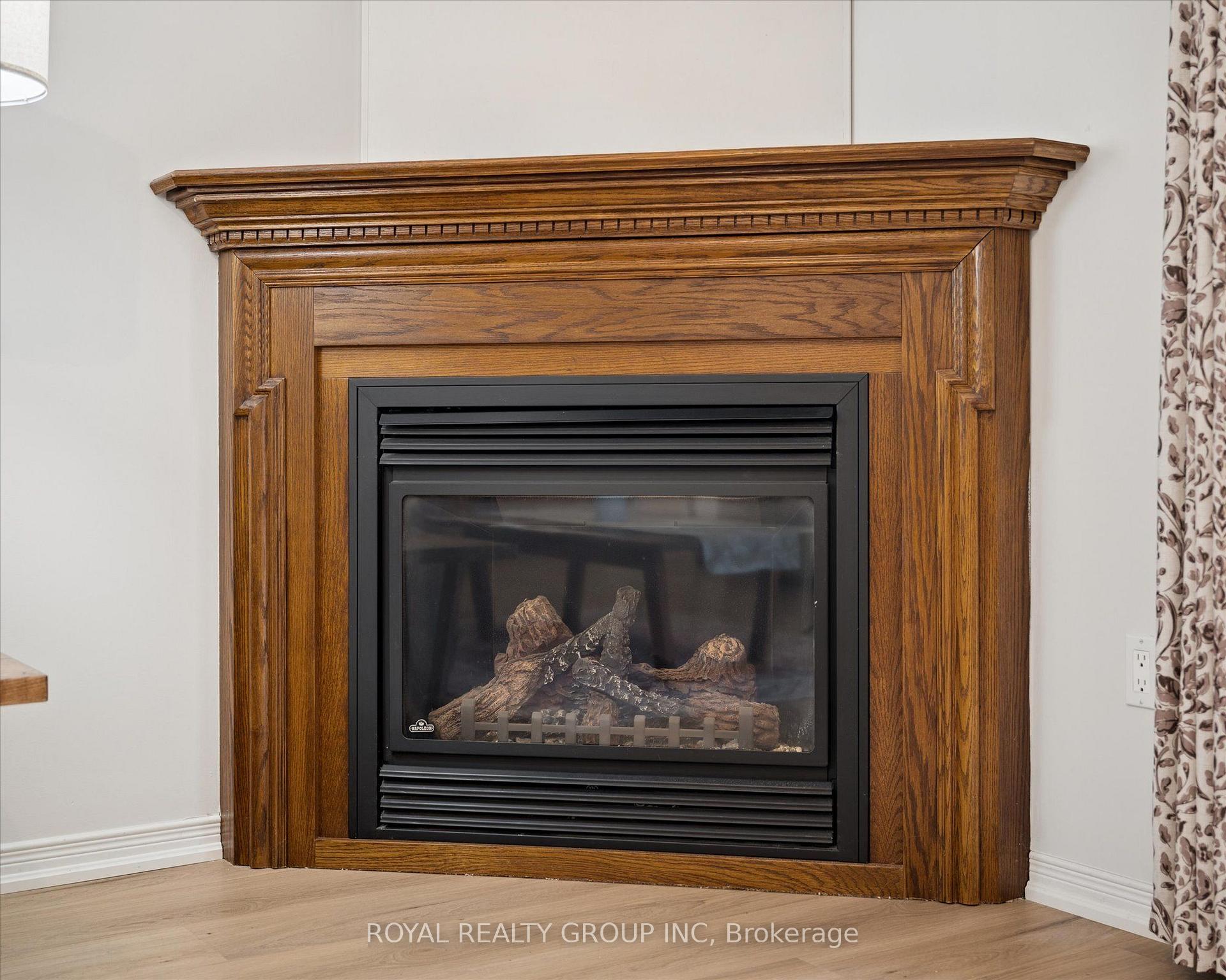 Photo 20 of 244 Fallowfield Drive, Kitchener, Country Hills East — HOMEH