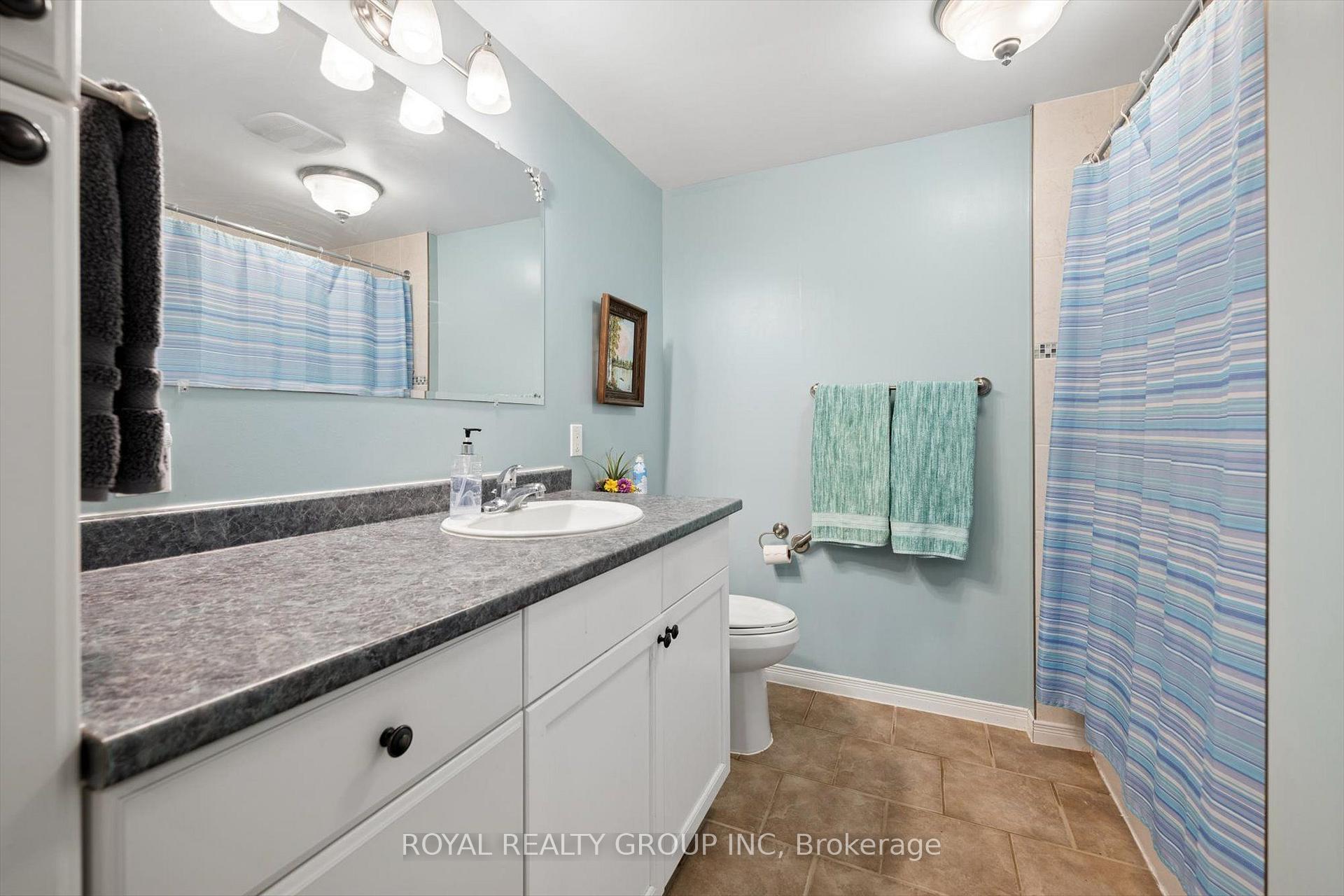 Photo 35 of 244 Fallowfield Drive, Kitchener, Country Hills East — HOMEH