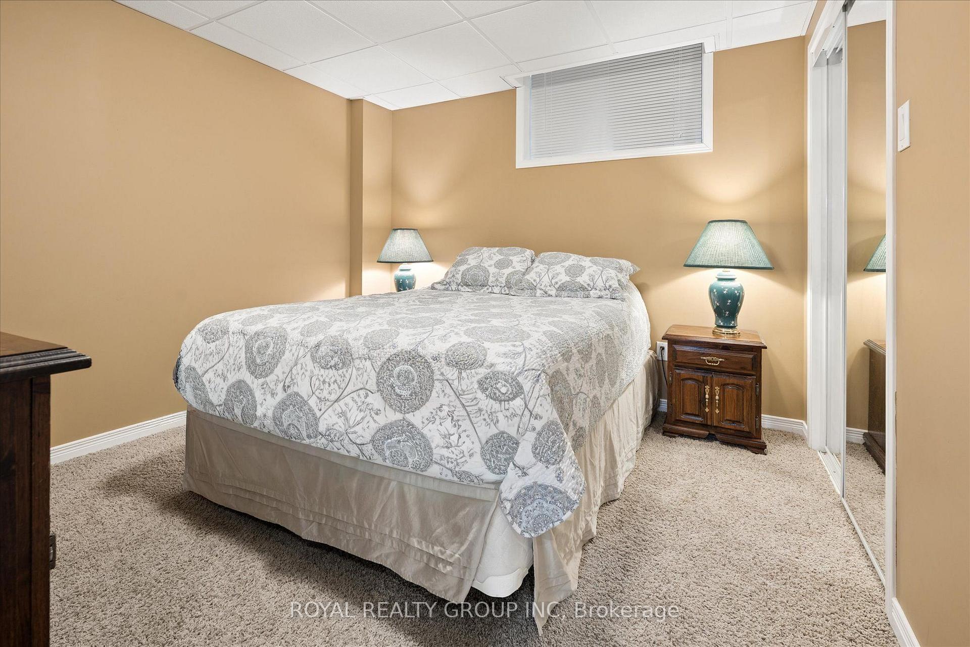 Photo 37 of 244 Fallowfield Drive, Kitchener, Country Hills East — HOMEH