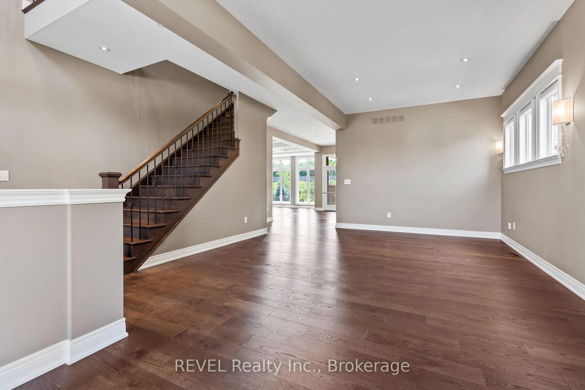 Photo 9 of 9208 Hendershot Boulevard, Niagara Falls, Forestview — HOMEH