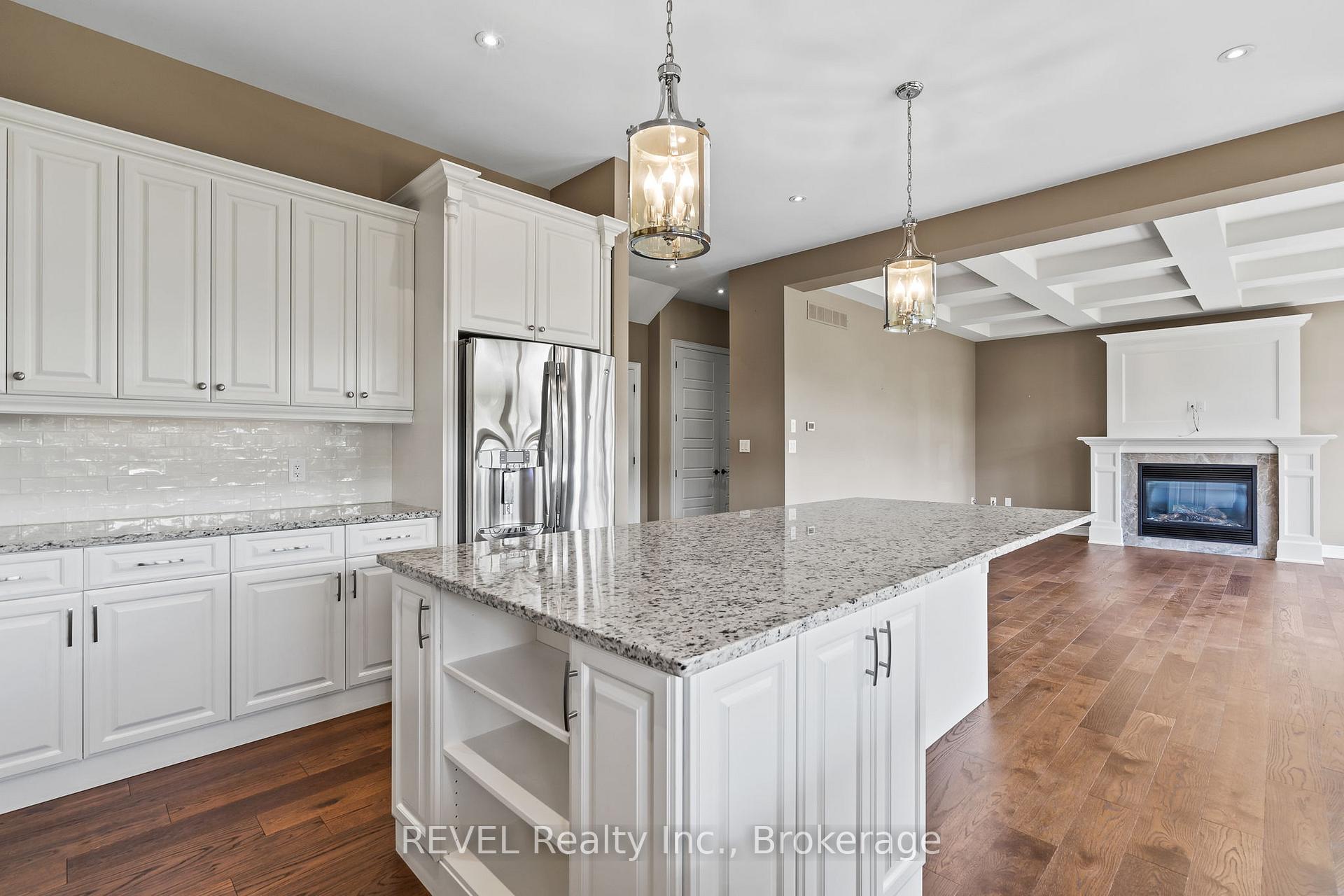 Photo 13 of 9208 Hendershot Boulevard, Niagara Falls, Forestview — HOMEH