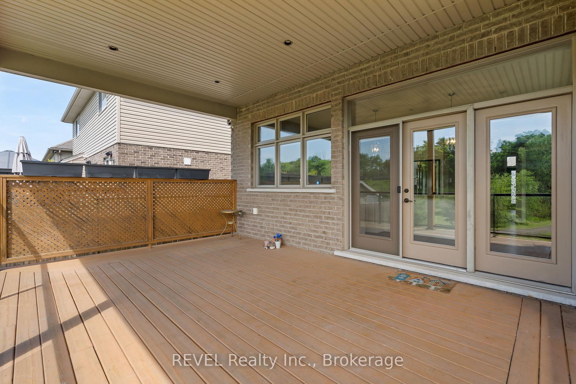 Photo 18 of 9208 Hendershot Boulevard, Niagara Falls, Forestview — HOMEH