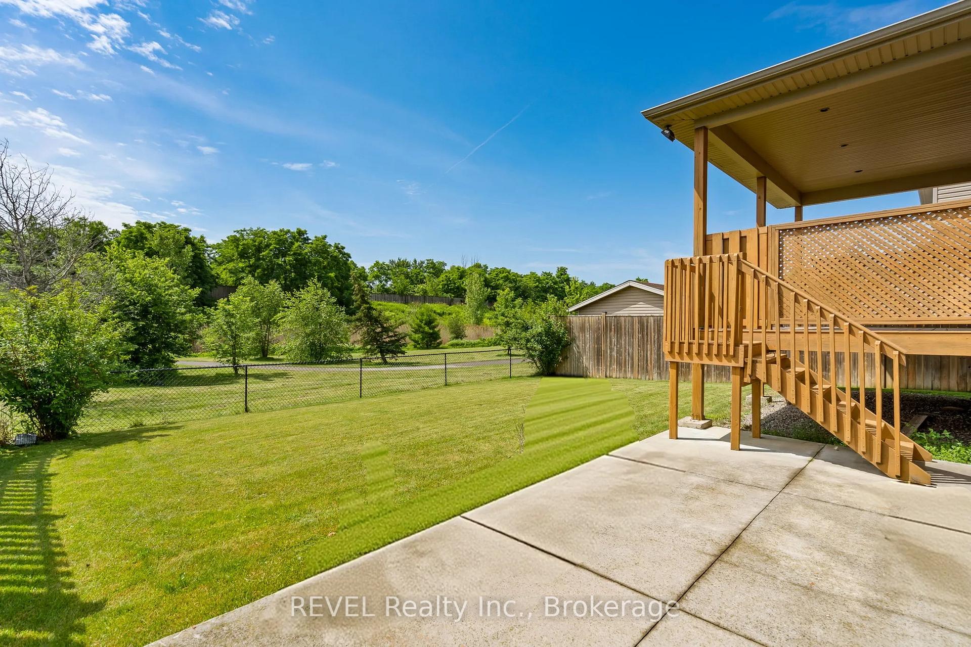 Photo 40 of 9208 Hendershot Boulevard, Niagara Falls, Forestview — HOMEH