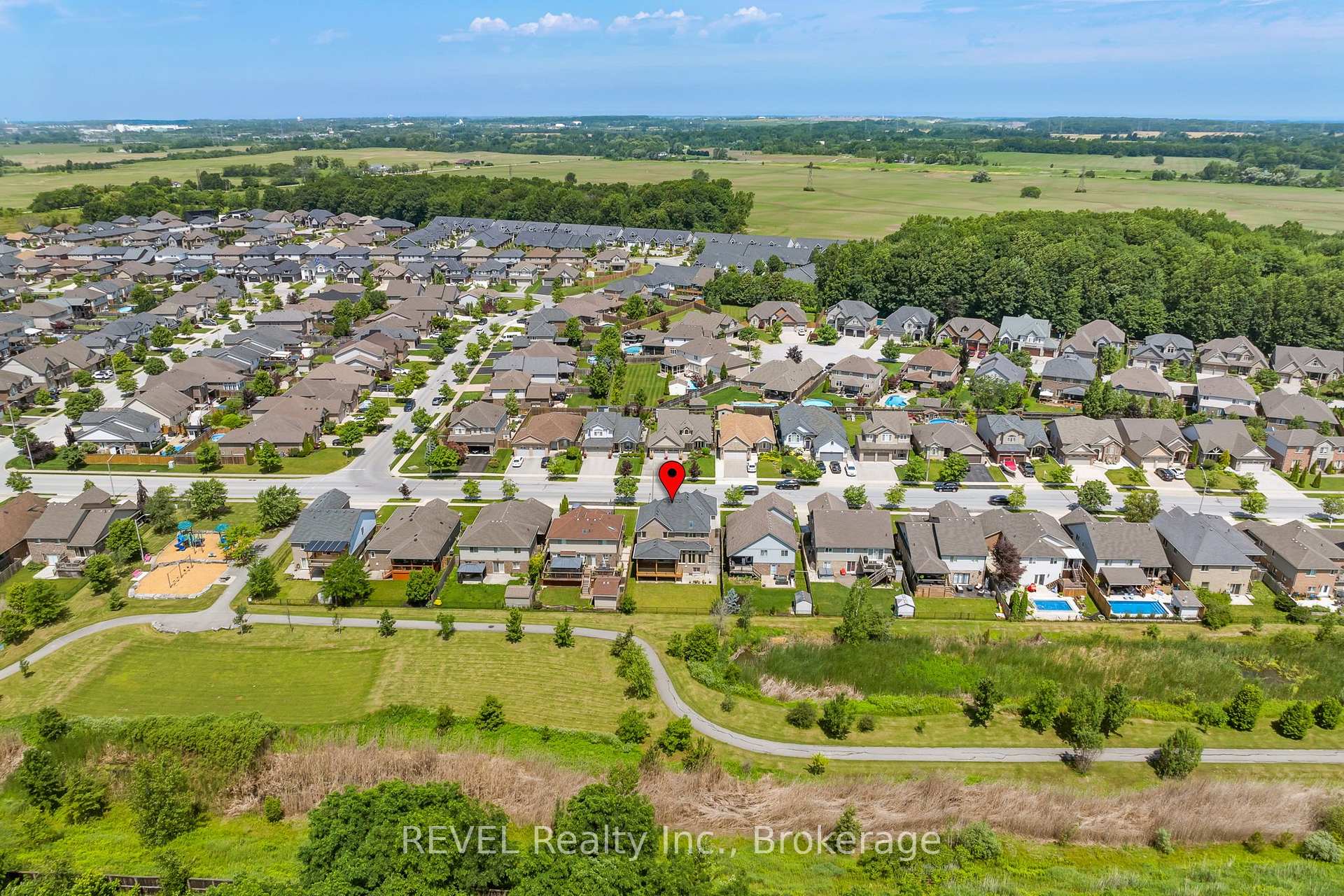 Photo 41 of 9208 Hendershot Boulevard, Niagara Falls, Forestview — HOMEH